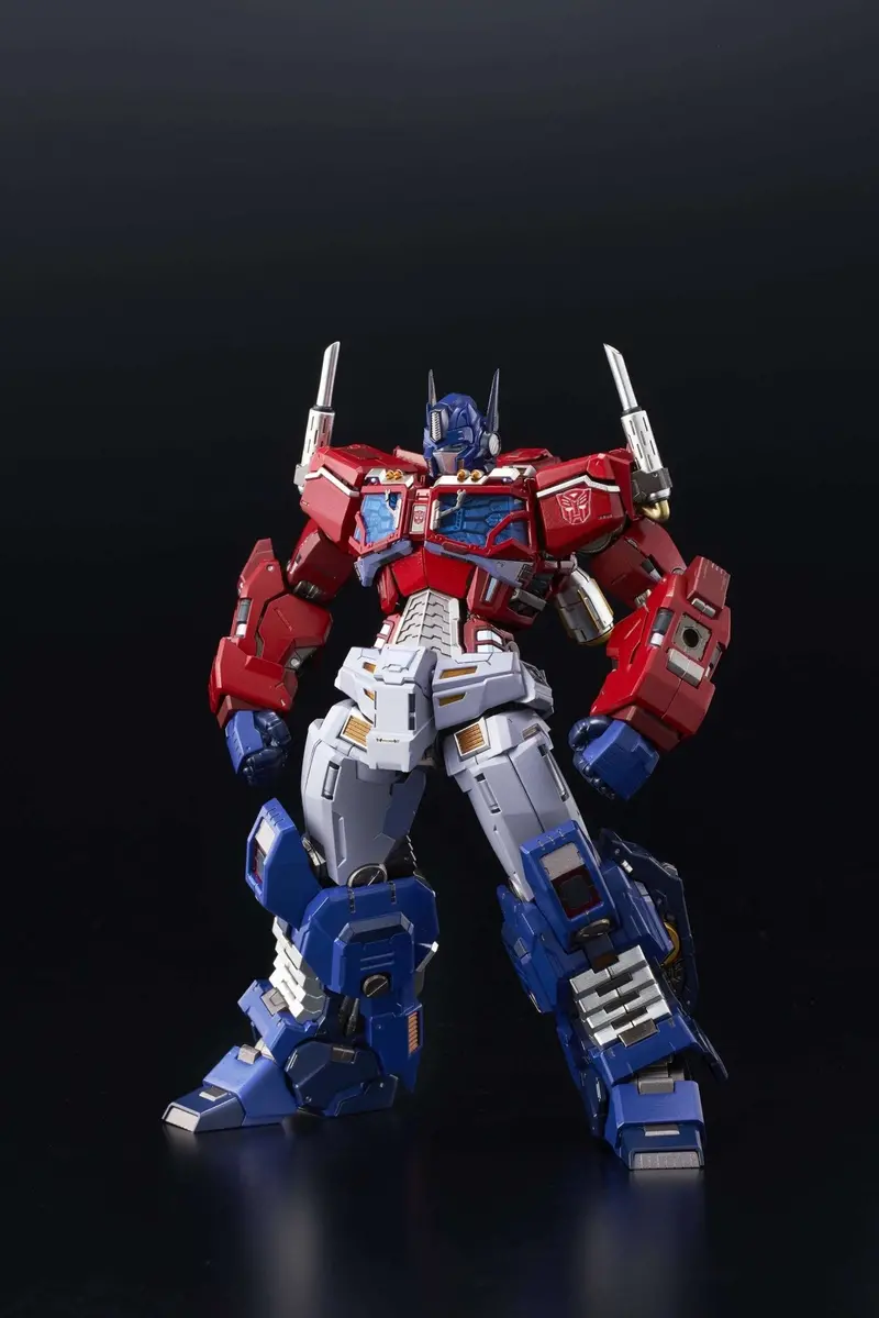 Bandai - #04 Optimus Prime Flame Toys Kuro Kara Kuri Model Kit, From "Transformers" 1