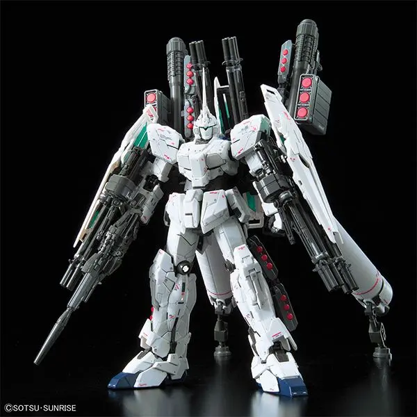 Bandai - #30 Full Armor Unicorn Gundam Rg 1/144 Model Kit From "Gundam Uc" 1