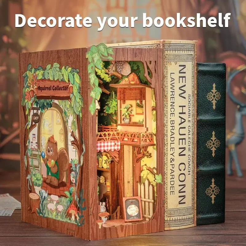 Cutebee - Squirrel Collector Book Nook 2