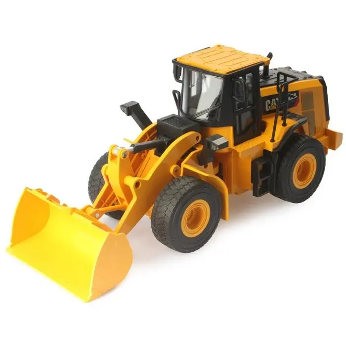 Diecast Masters - Cat 1/24 Scale Rc 950M Wheel Loader 1