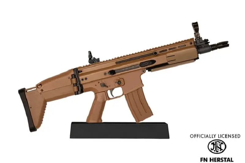 Goatguns - 1/3 Scale Die Cast Fn Scar Model Rifle, Dark Tan 1