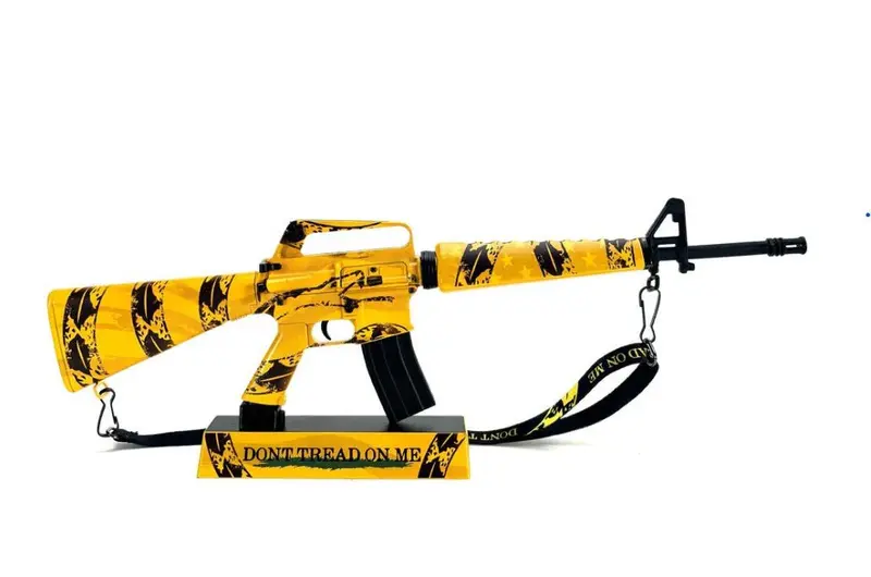 Goatguns - 1/3 Scale Die Cast Special Edition M16a1 'Don't Tread On Me' Rifle 1