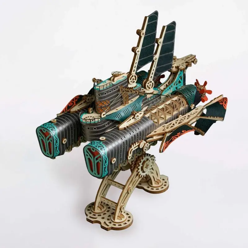 Howcat - 20,000 Leagues - Mfantasy Airship - Grey 1