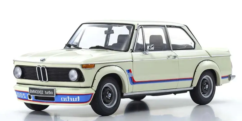 Kyosho - 1/18 Scale Bmw 2002 Turbo White Model Diecast Car 1