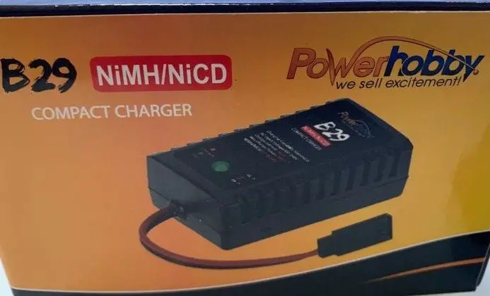 Power Hobby - B29 Fast Peak Nimh Nicd Ac Charger For 6V Rx Flat /  Hump Pack 1