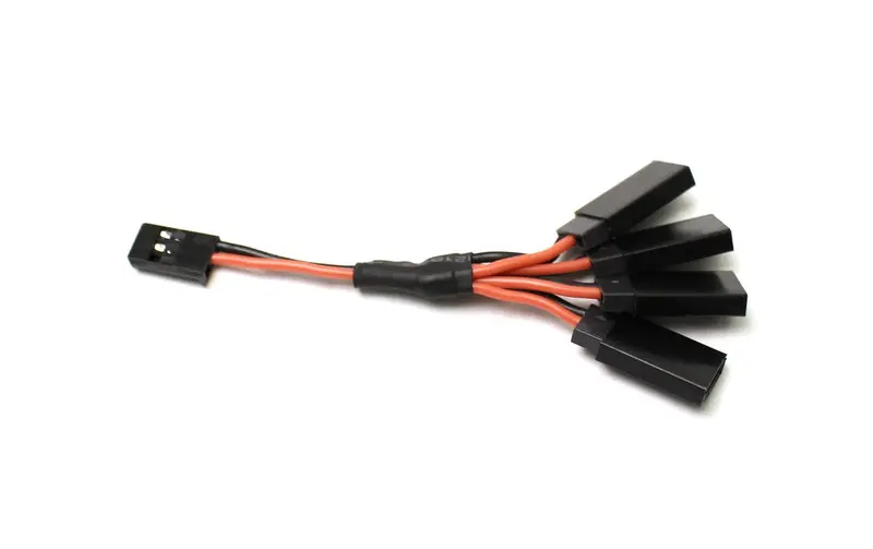 Racers Edge - Universal Rx Power Splitter, Female Servo X 4 1