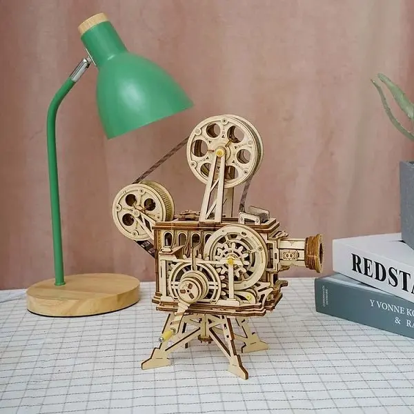 Robotime - Mechanical Wood Models; Vitascope - Working Projector, Hand-Crank Generator 2