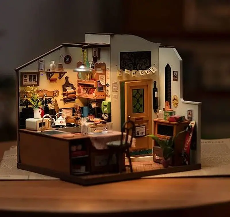 Robotime - Rolife Cozy Kitchen Diy Miniature House Kit 2