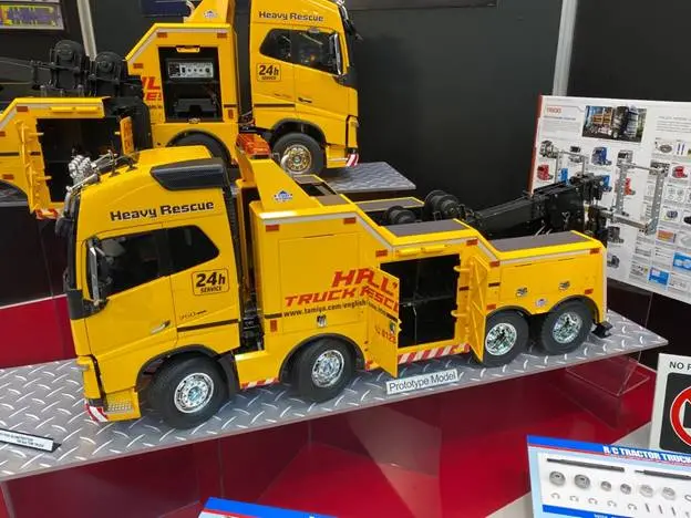 Tamiya - 1/14 R/C Volvo Fh16 Globetrotter 750 8X4 Model Tow Truck 1