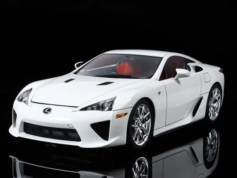 Tamiya - 1/24 Lexus Lfa Plastic Model Kit 1