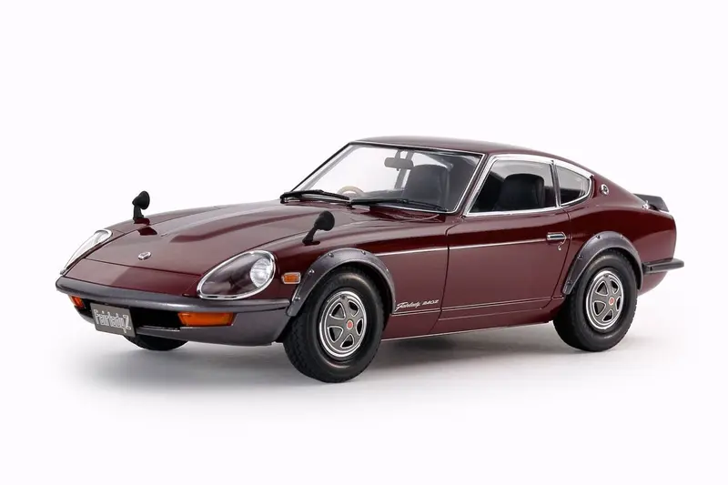 Tamiya - 1/24 Nissan Fairlady 240Zg Sports Car Plastic Model Kit 1