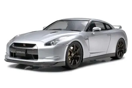 Tamiya - 1/24 Nissan Gtr Plastic Model Kit 1