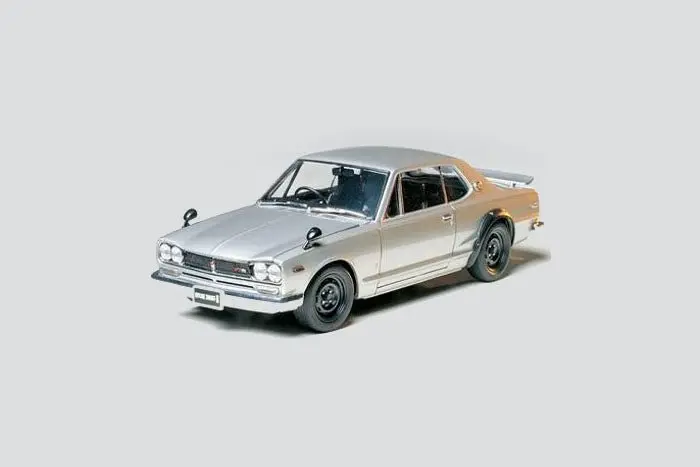 Tamiya - 1/24 Nissan Skyline 2000 Gt-R Plastic Model Kit 1