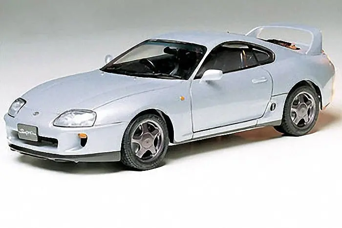Tamiya - 1/24 Toyota Supra Plastic Model Kit 1