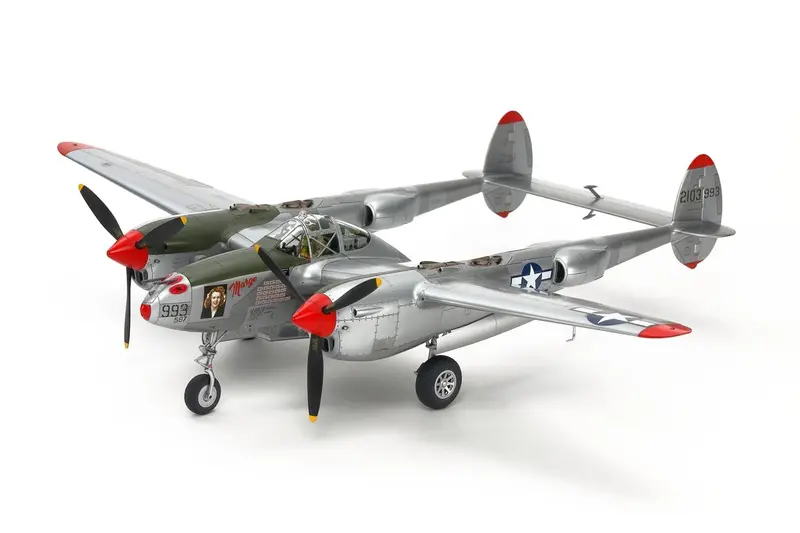 Tamiya - 1/48 Aircraft Lockheed P-38 J Lightning Plastic Model Kit 1