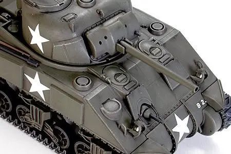 Tamiya - 1/48 U.S. Medium Tank M4 Sherman Plastic Model Kit 2
