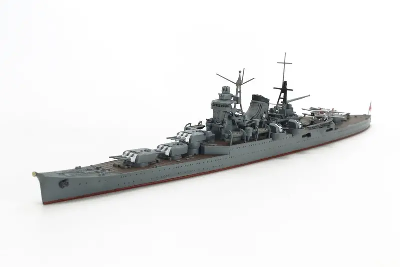 Tamiya - 1/700 1/700 Light Cruiser Mogami Plastic Model Kit 1