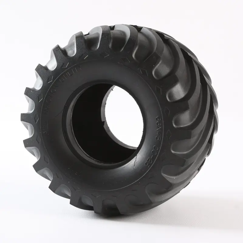 Tamiya - All-Traction Utility Rubber V-Tread (Chevron) Tires, (2Pcs) 2