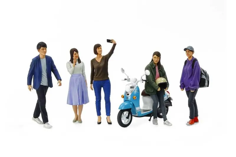 Tamiya - Campus Friends Set Ii Plastic Model Figures 1