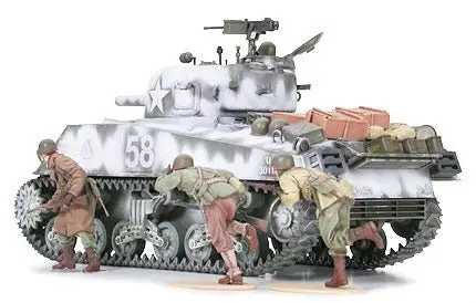 Tamiya - M4a3 Sherman 105Mm Howitzer Assault Support Tank Plastic Model Kit 1