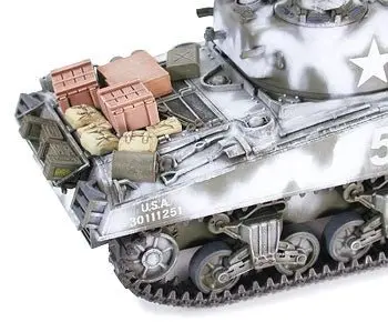 Tamiya - M4a3 Sherman 105Mm Howitzer Assault Support Tank Plastic Model Kit 2