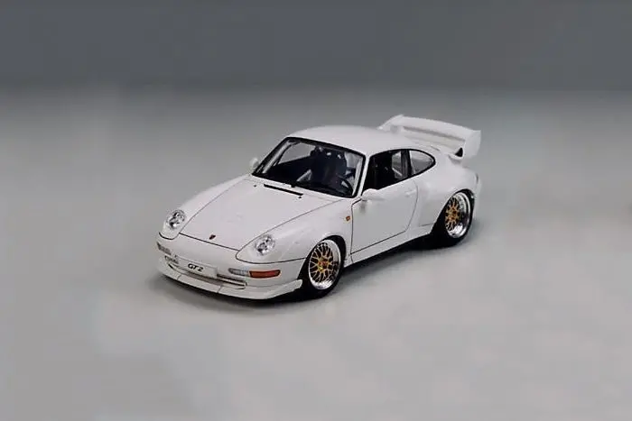 Tamiya - Porsche Gt2 1/24 Plastic Model Kit, Street Version 1