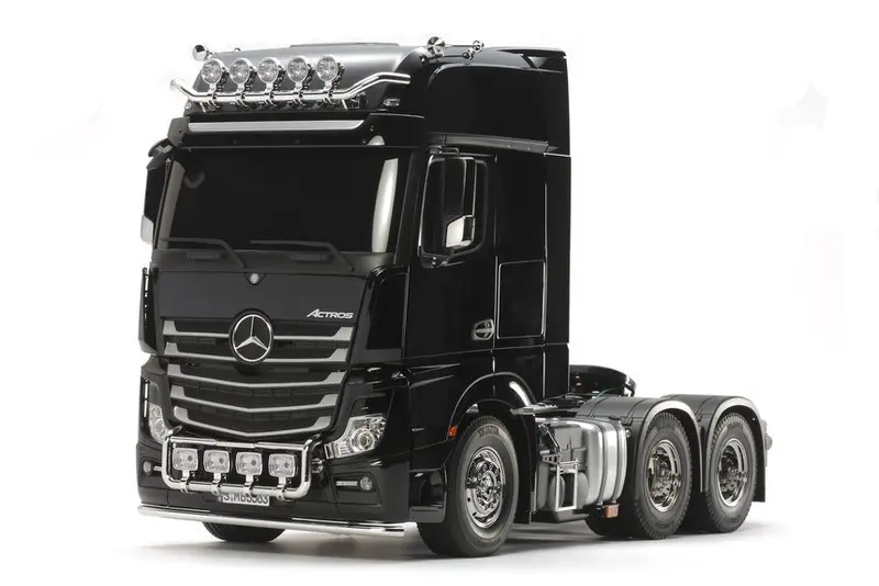 Tamiya - Rc Mercedes-Benz Actros 3363 6X4 Gigaspace 1/14 Tractor Truck 1