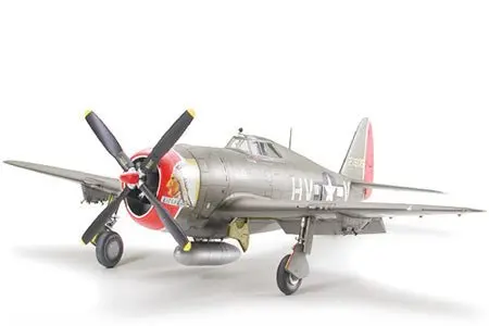 Tamiya - Republic P-47D Thunderbolt Plastic Model Airplane Kit 1