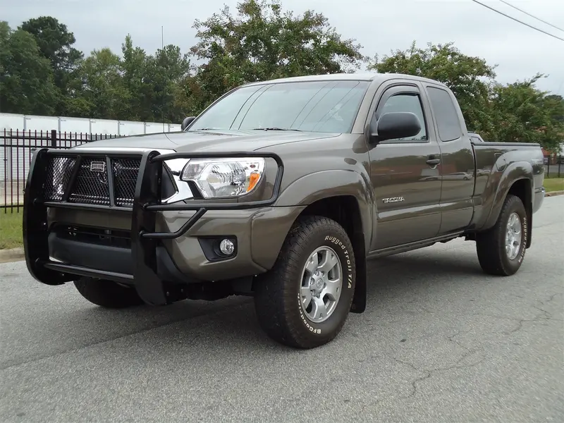 Ranch Hand Legend Series Grille Guard – Black Powder-Coated, Oem Tow Hook Compatible (Model Ggt05Mbl1) 1